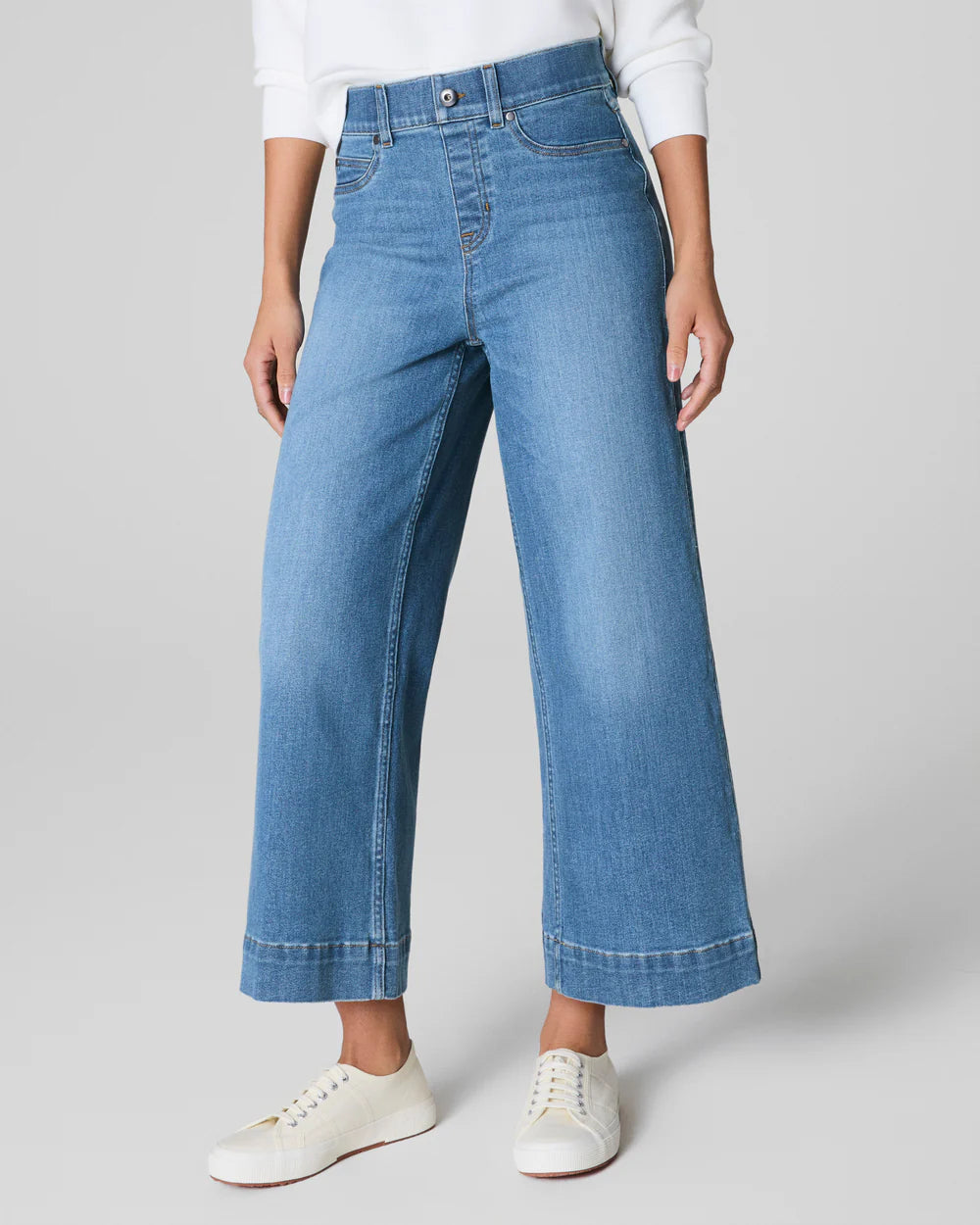 Cropped Wide Leg Jeans