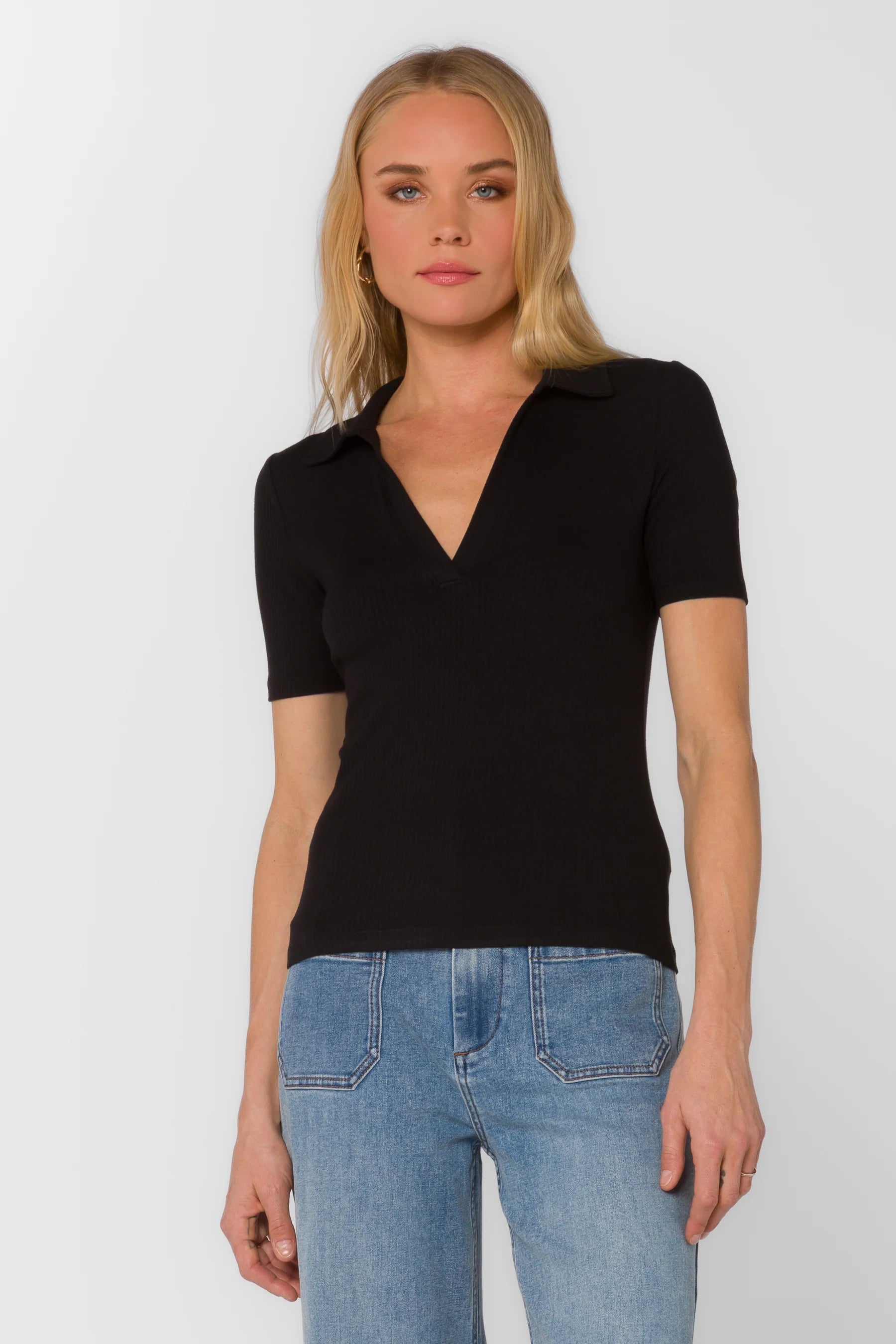 Adrianna Tee