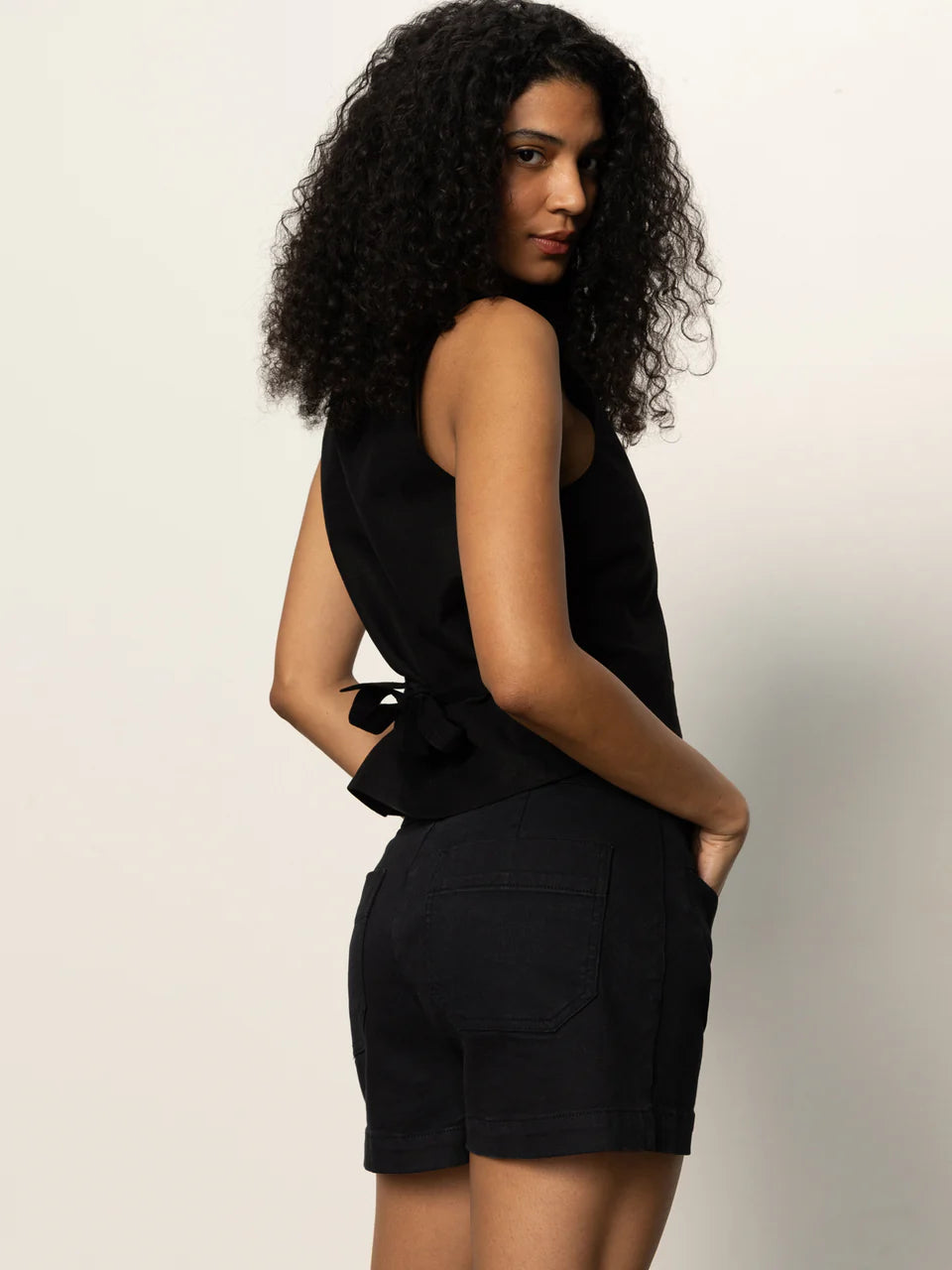 Voyage Short