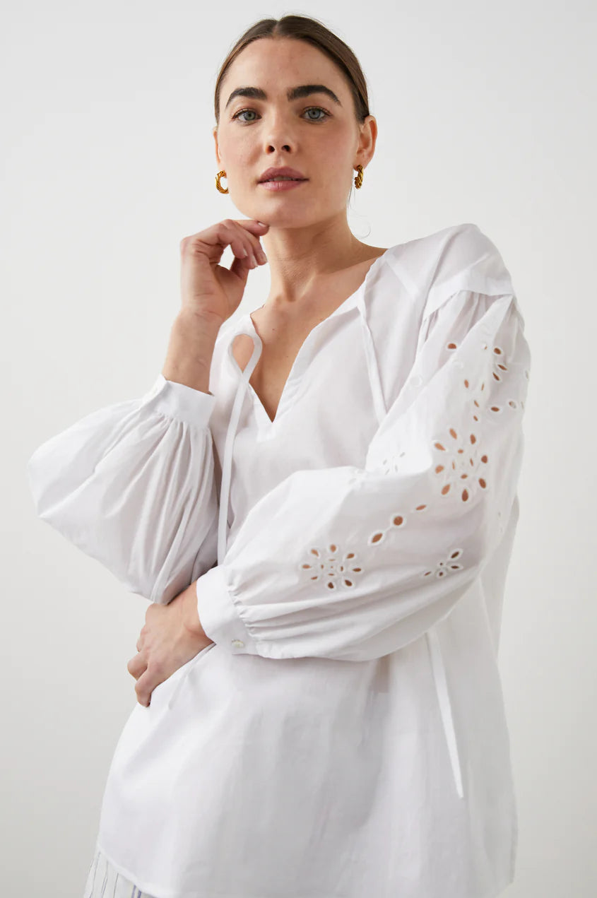 Dari Blouse