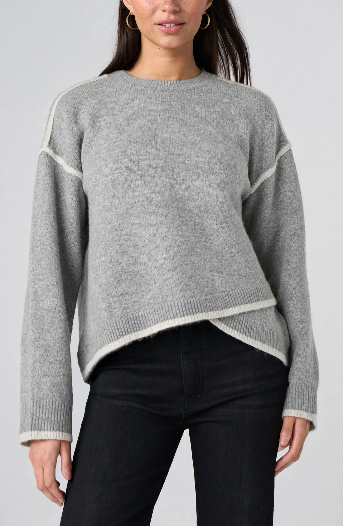 Crewneck Sweater w/Tulip Edge