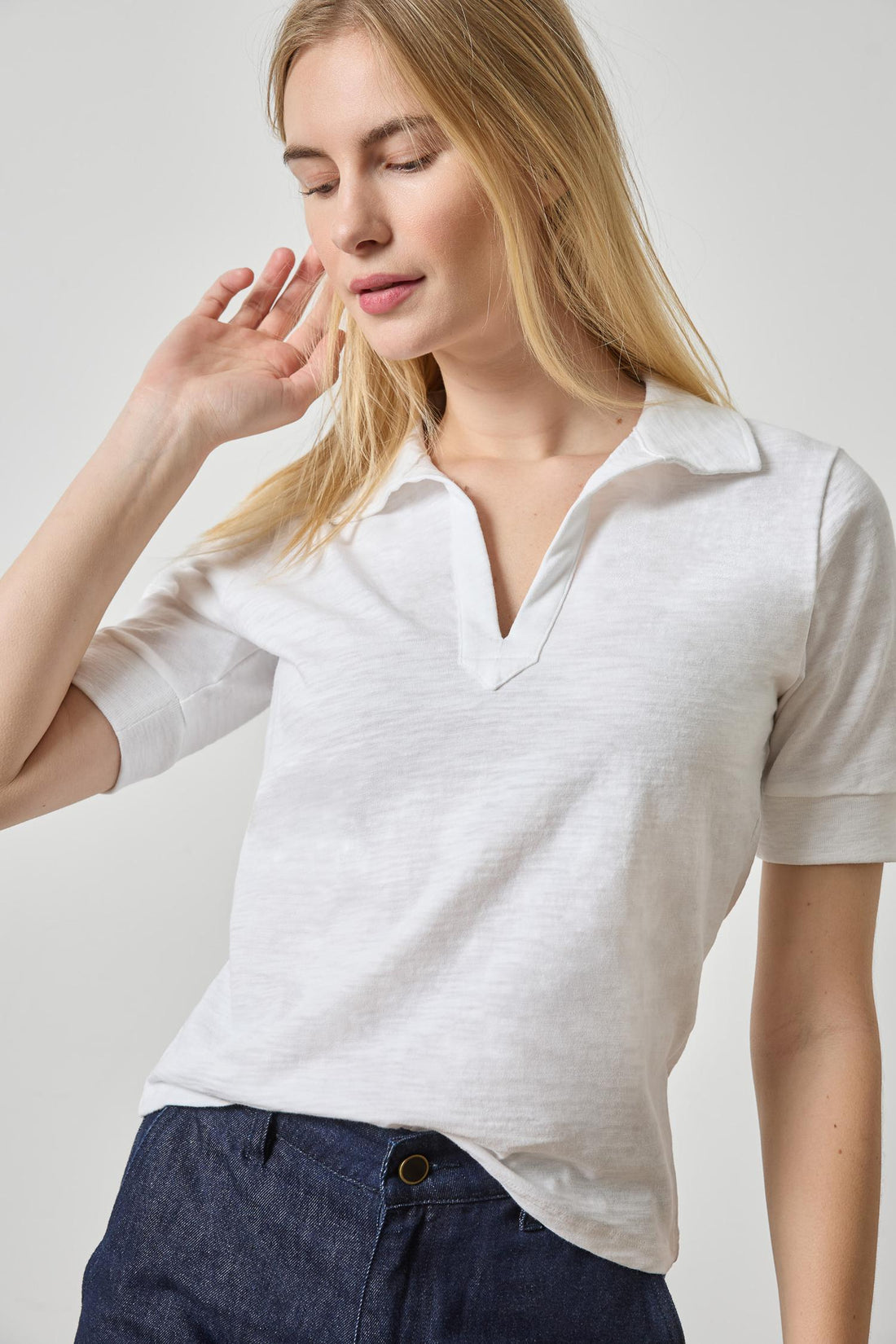 Elbow Sleeve Collared Tee