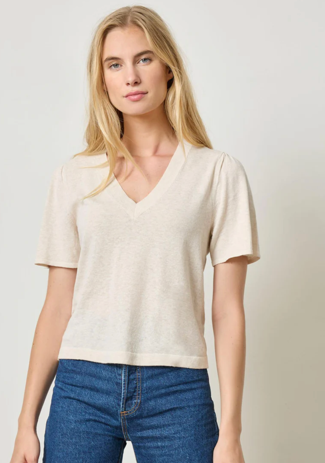 S/S V-Neck Sweater