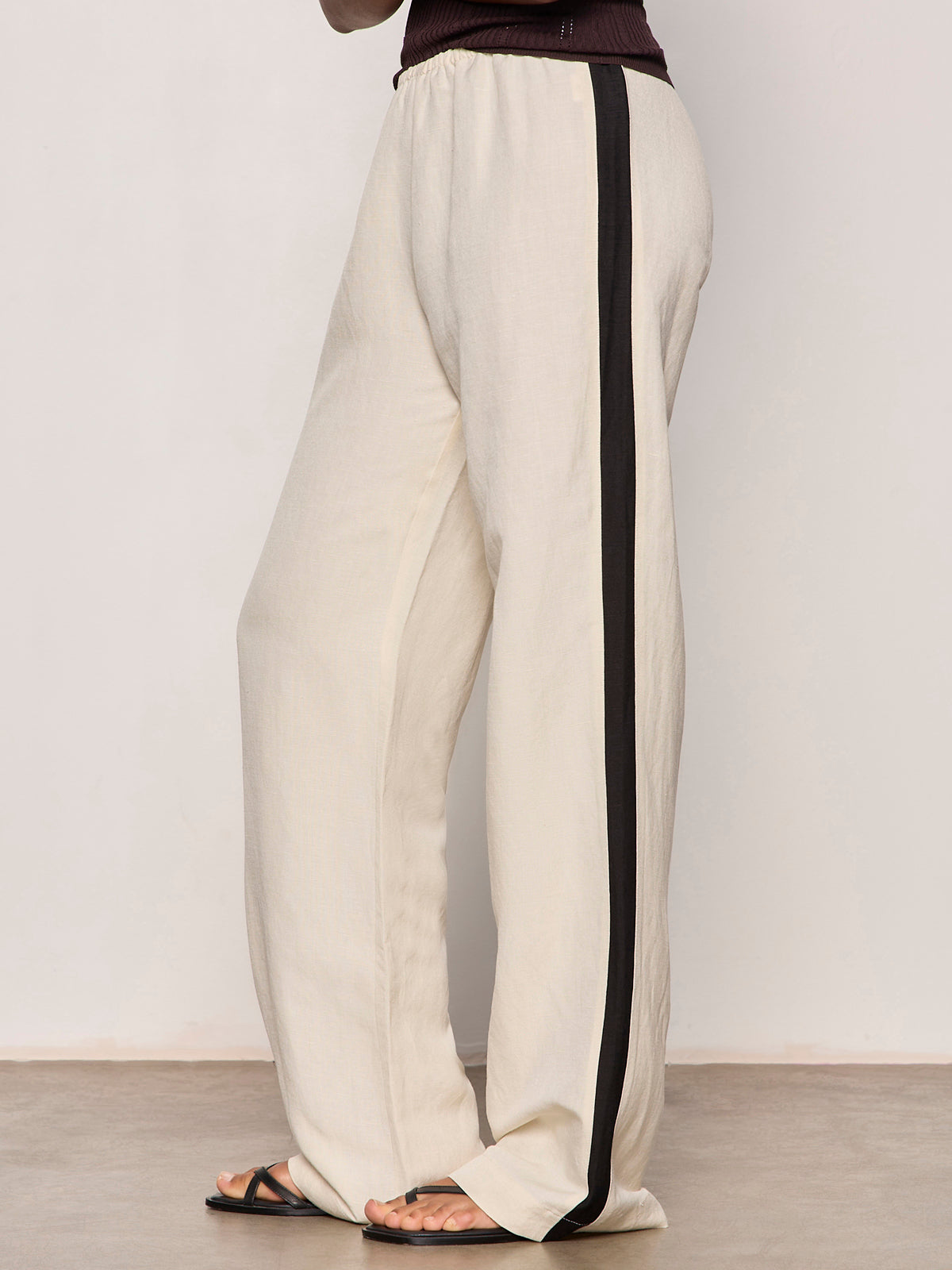 SUMMER SAND / BLACK