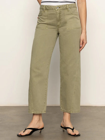 District Column Ankle Jeans