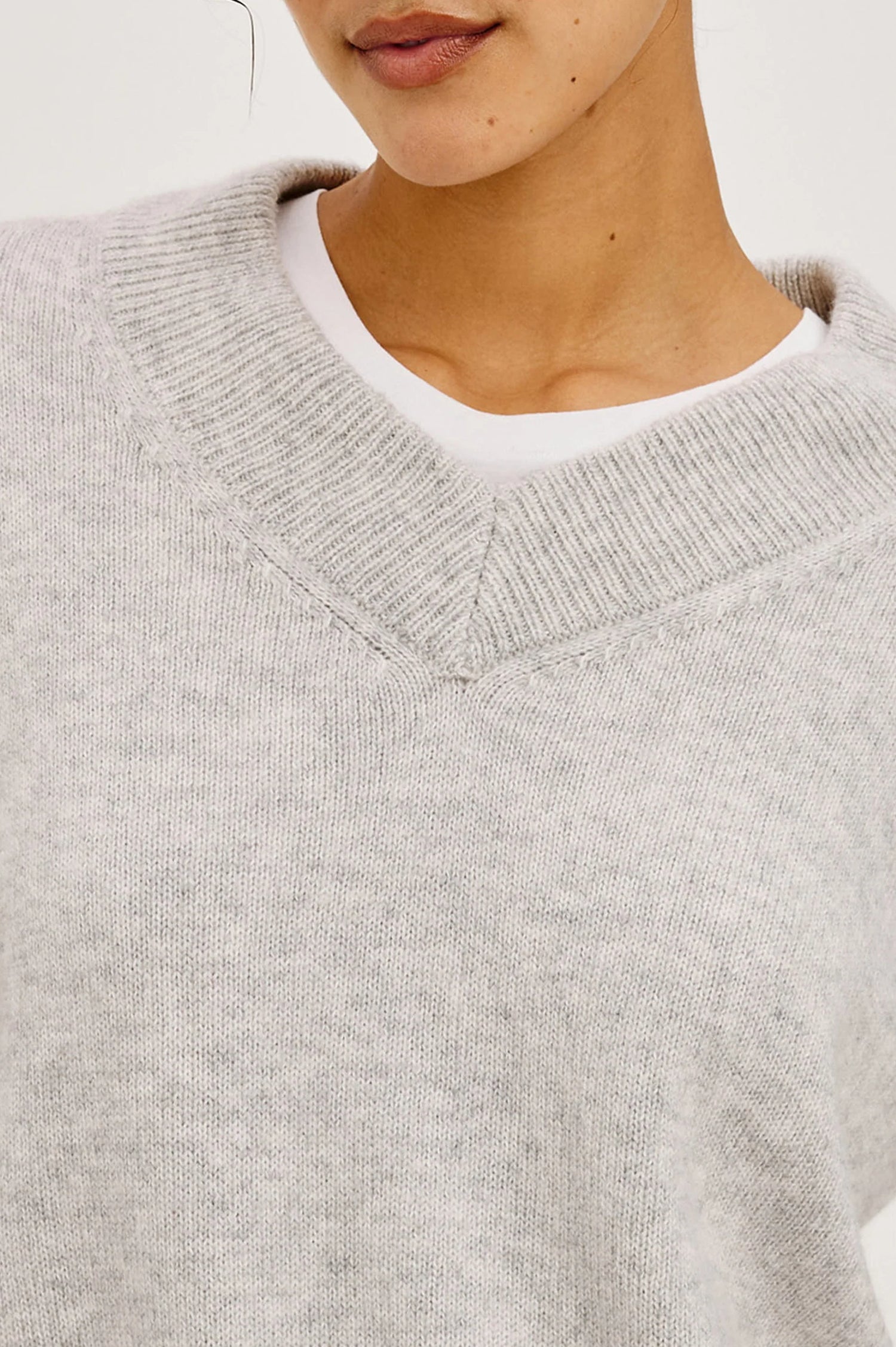 Lidya V-Neck Sweater