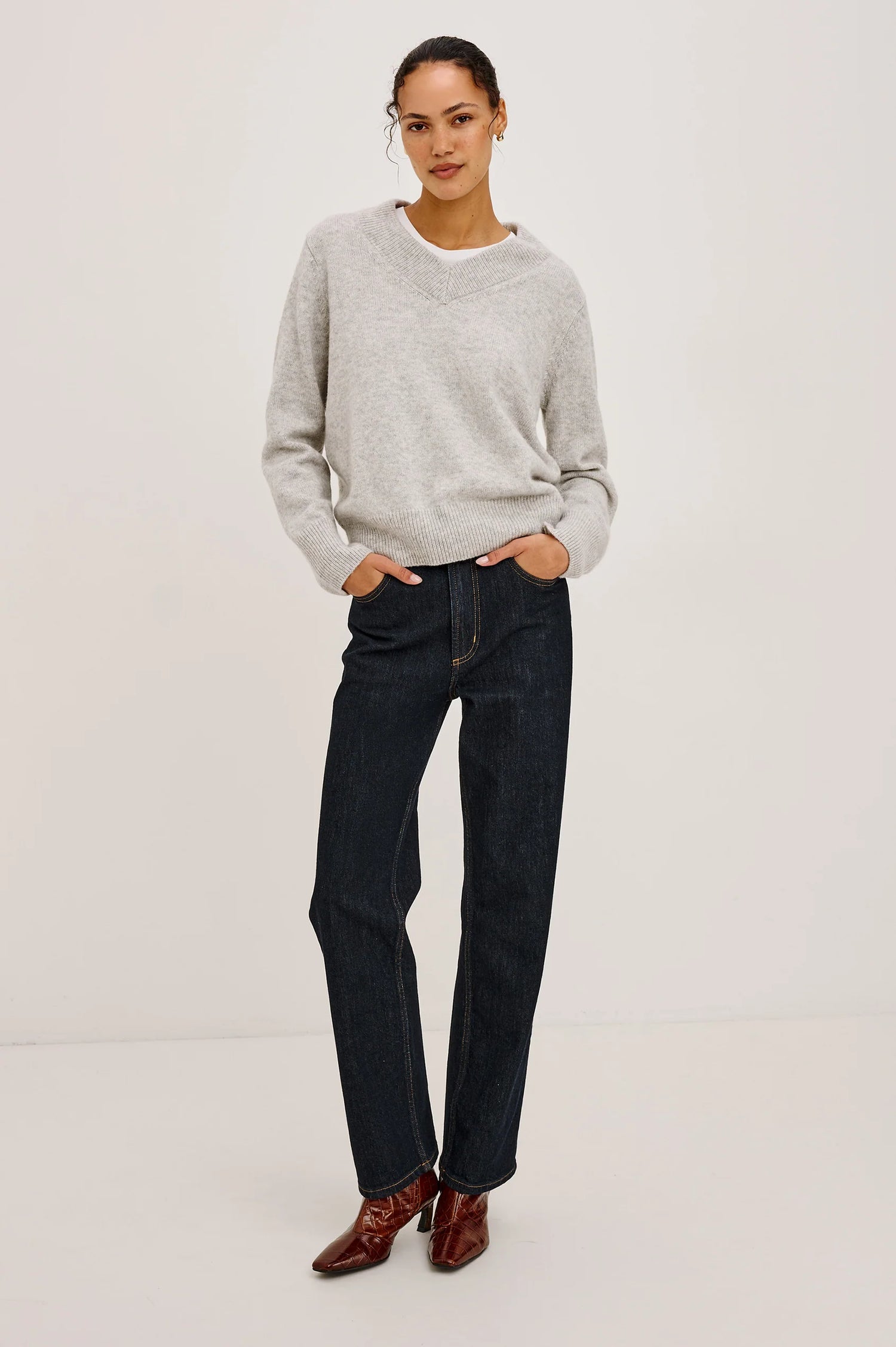 Lidya V-Neck Sweater