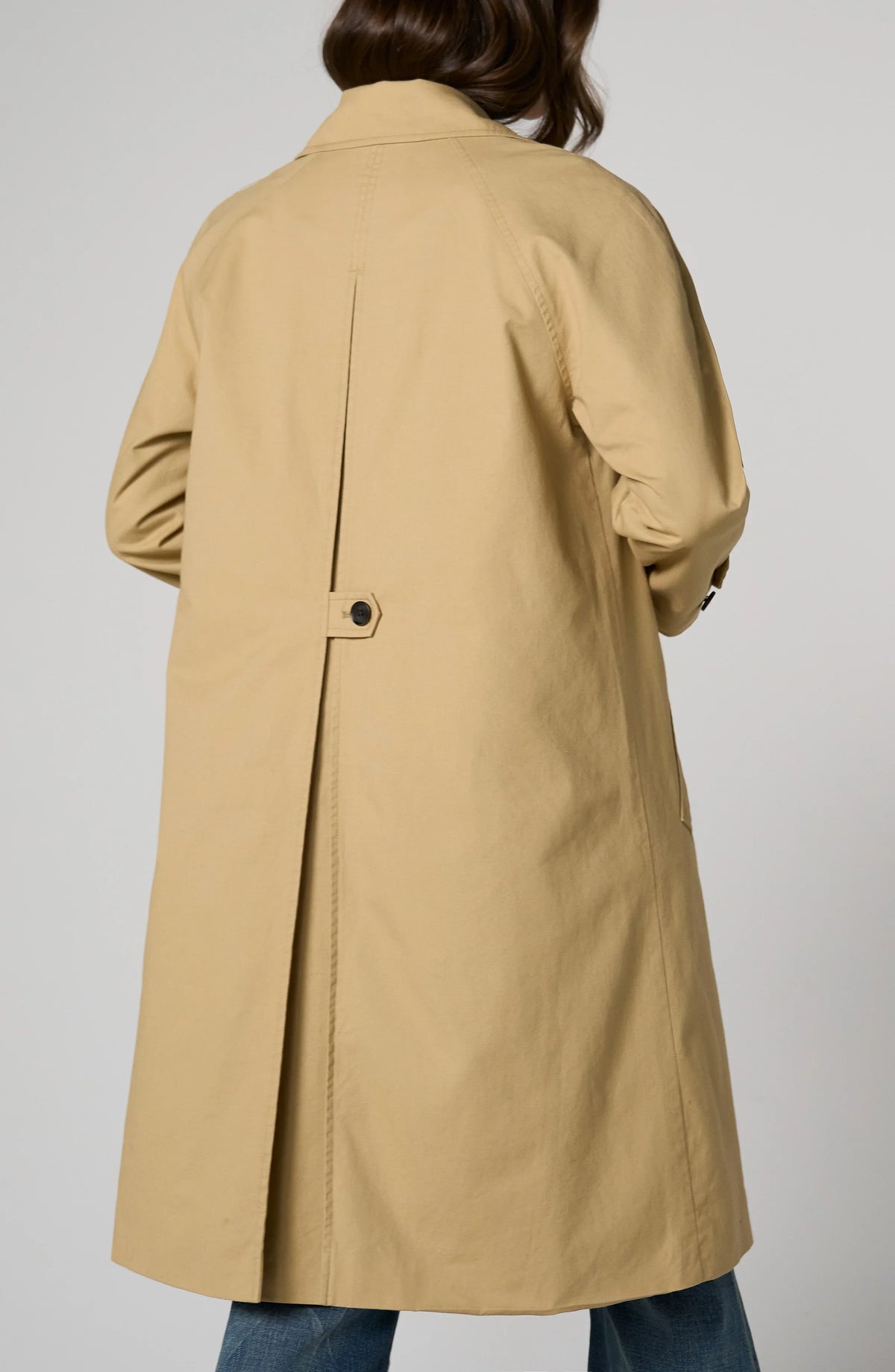Raglan Sleeve Coat w/ Pleat Back