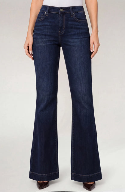 Lucy Bootcut w/ Wide Hem