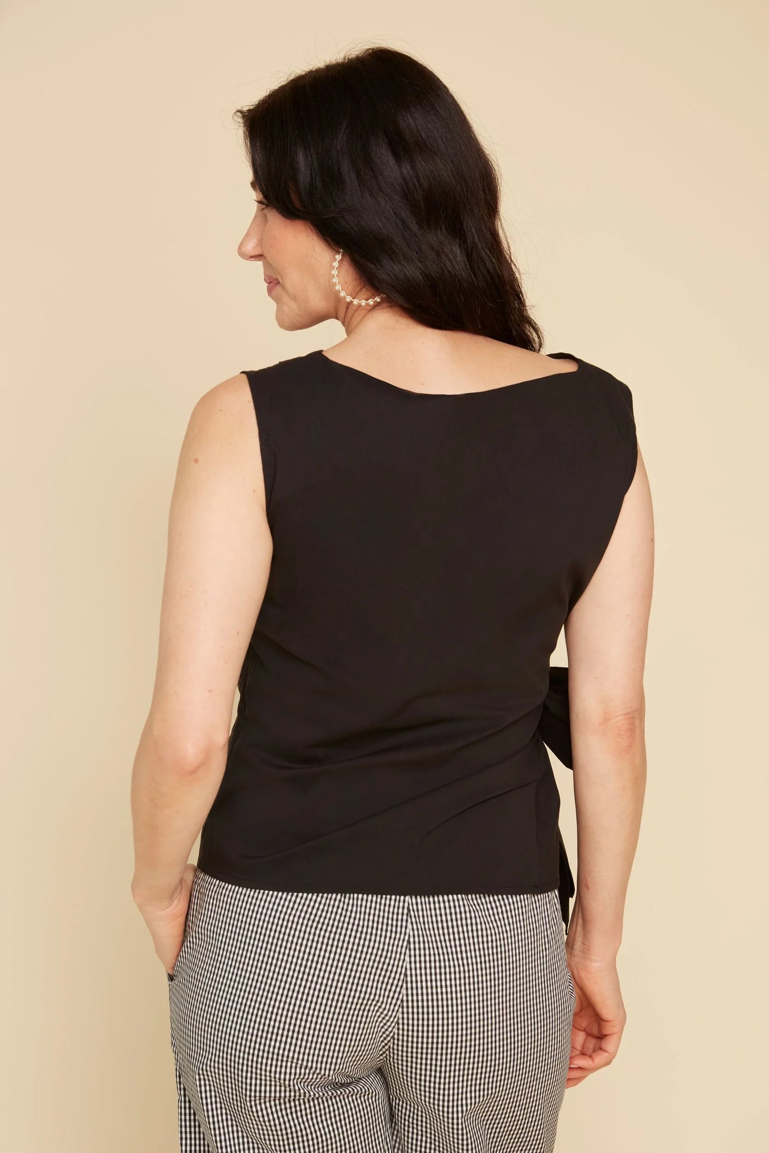 Sleeveless Bow Top