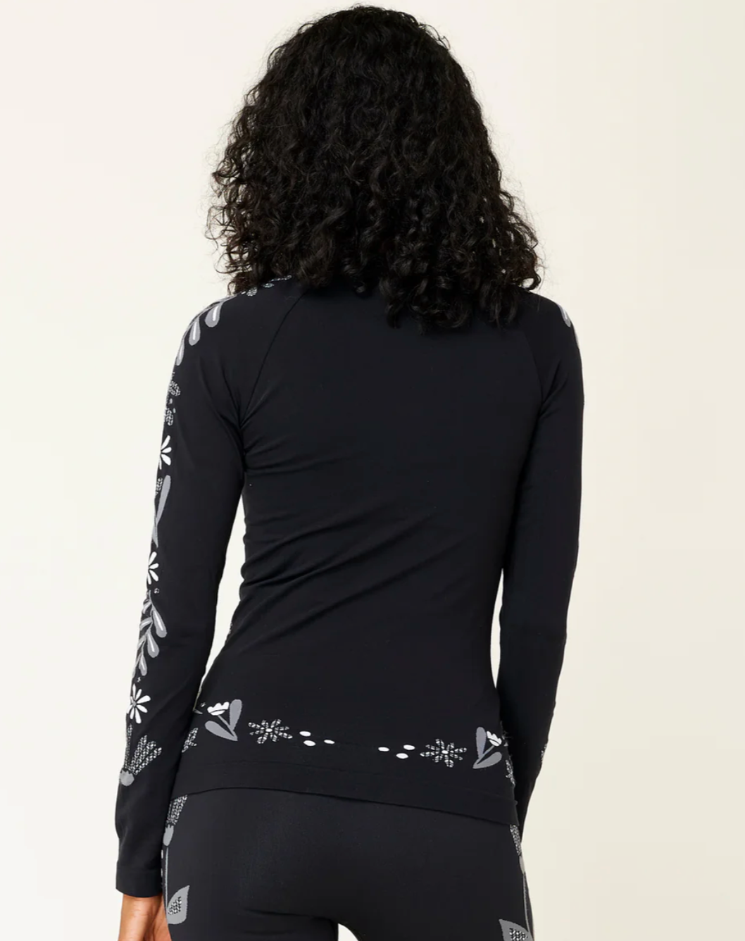 Seamless Base Layer