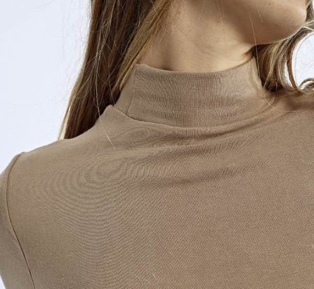 L/S Fitted Mock Turtleneck