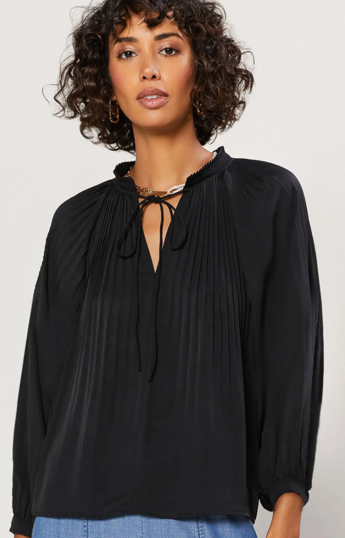 3/4 Sleeve Pleated Blouse