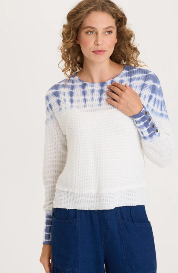 Kelsoe Buttoned Cuff