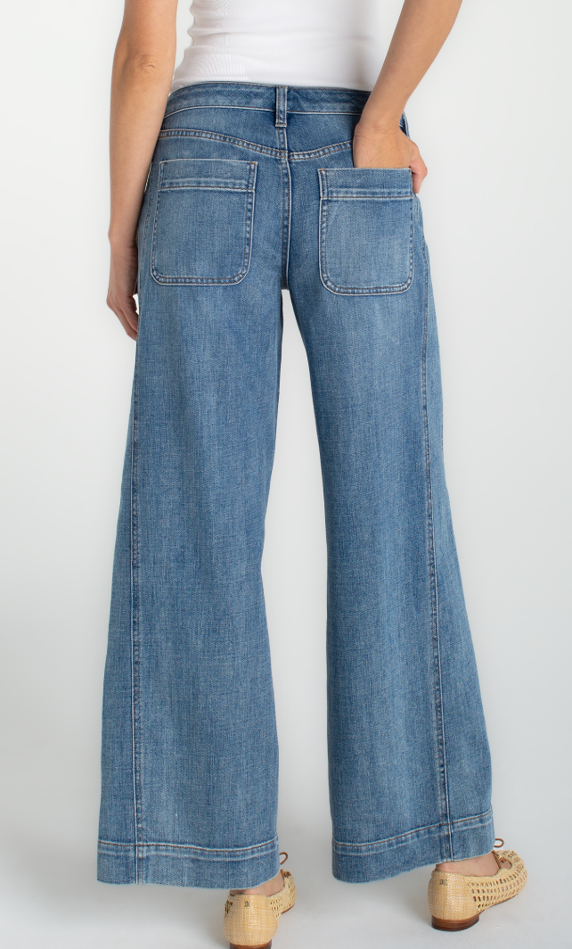 Stride Wide Leg Jean