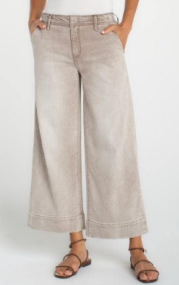 Weekender Crop Wide Leg