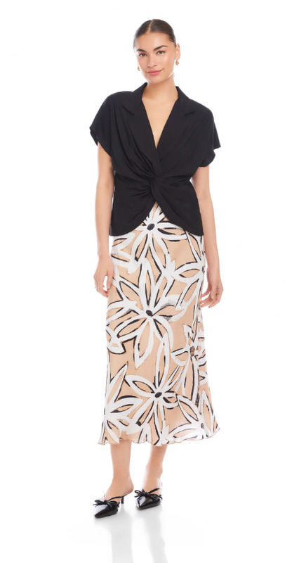 Lilian Twist-Front Top