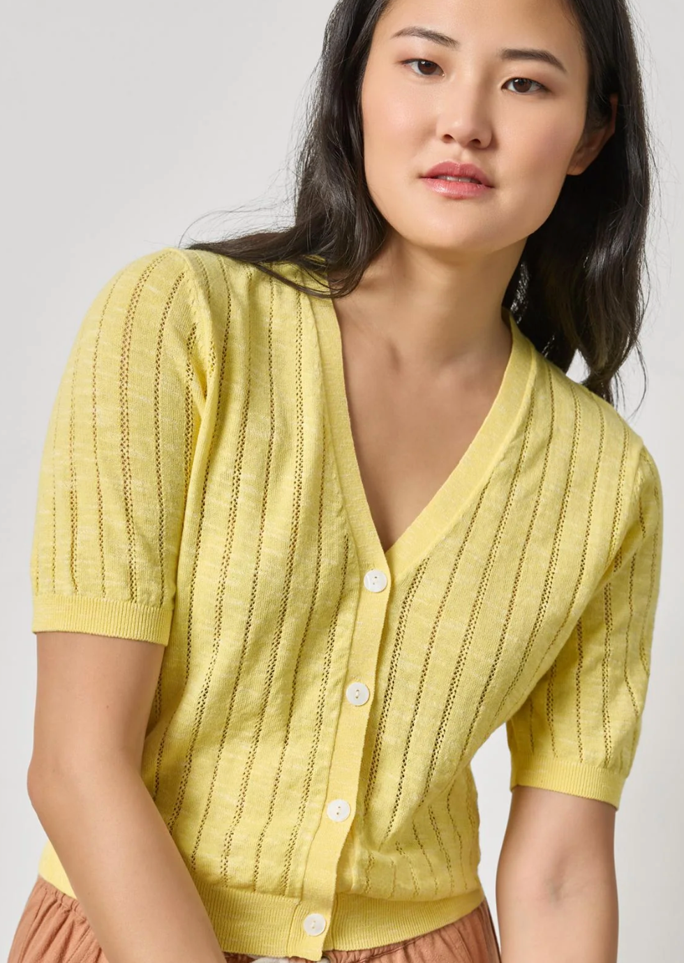 S/S V-Neck Cardi