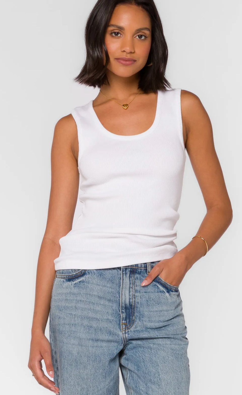 Larisa Tank
