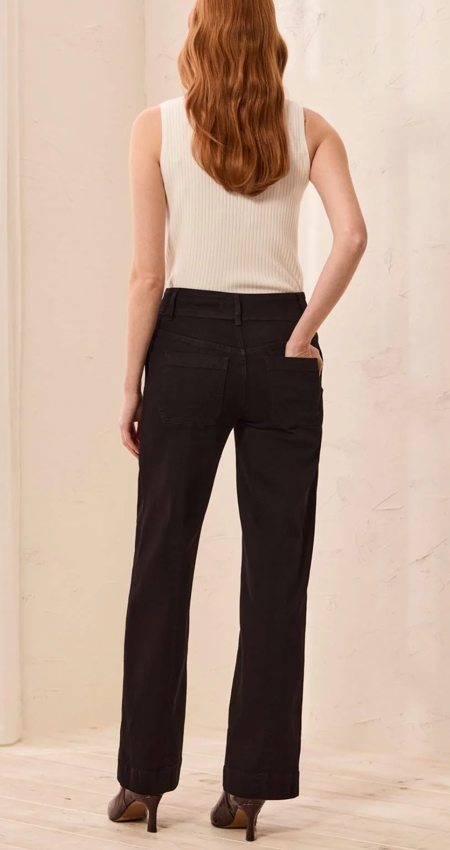 Audrey Hugging Wide Denim