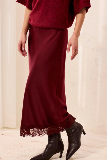 Satin Skirt w/Lace
