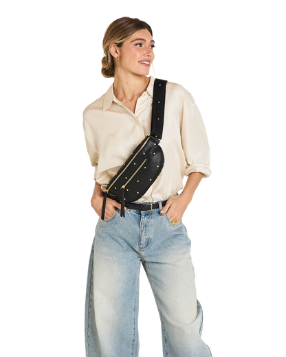 Charles Medium w/ Rivets