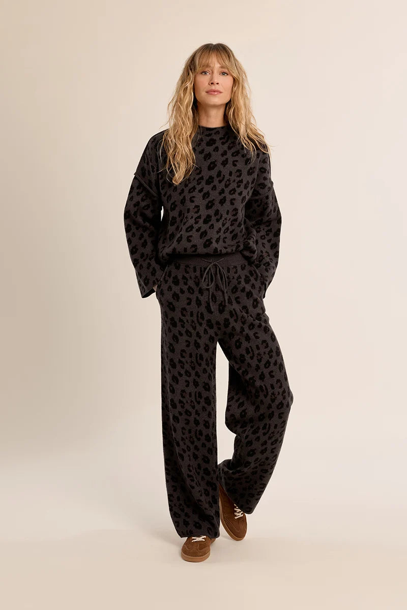 Wide Leopard Sweater