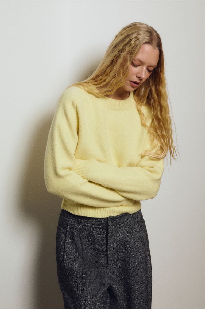 Ribbed Cropped Sweater