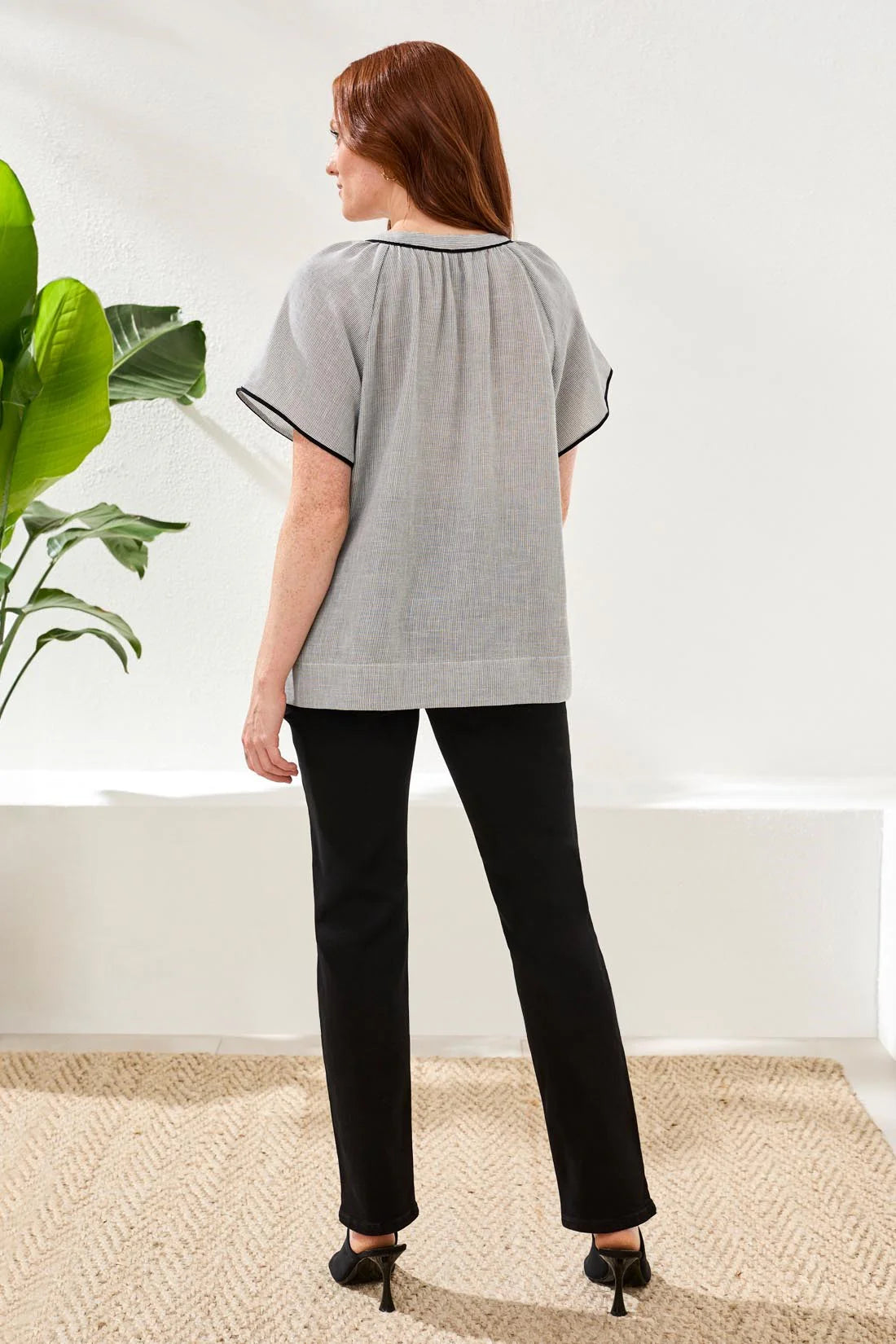 Embroidered S/S Blouse