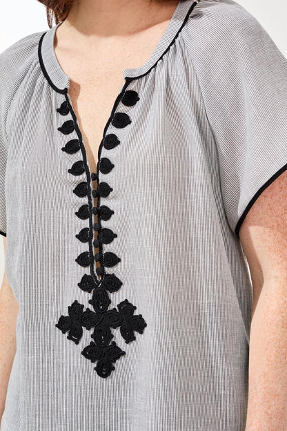 Embroidered S/S Blouse