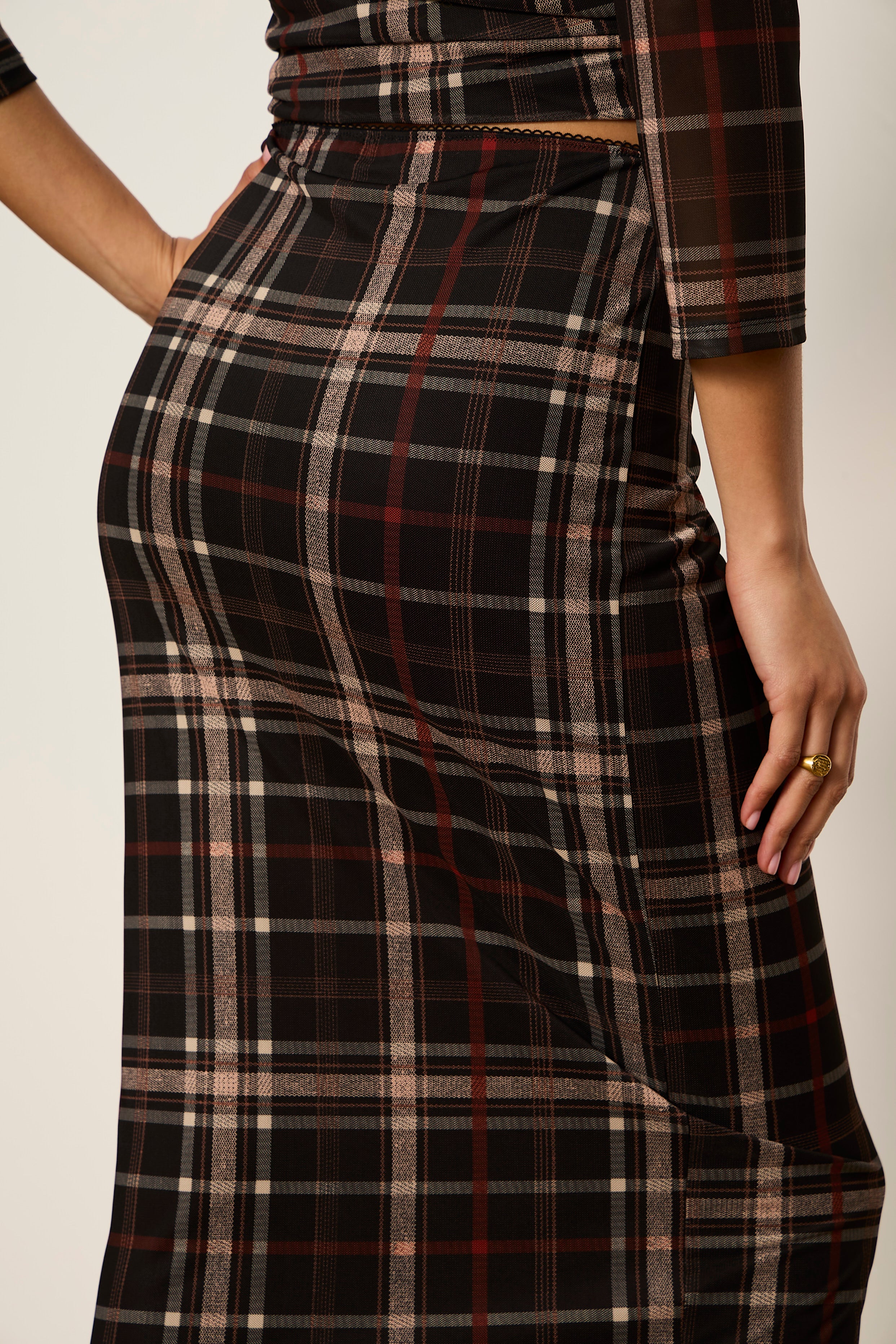 FALL MESH MIDI SKIRT